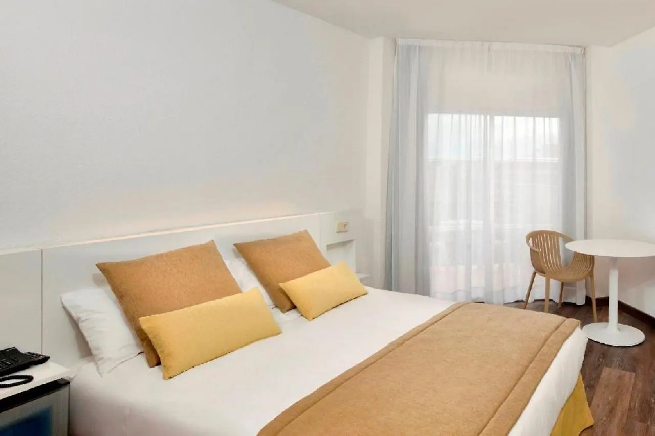 Sol Palmanova Mallorca 4*,  ספרד